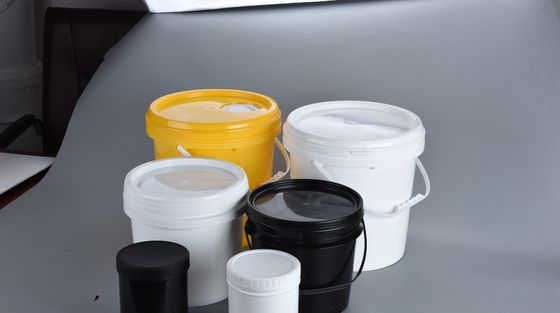 10L Plastikflasche ist leicht und kann Chemikalien oder Farben enthalten